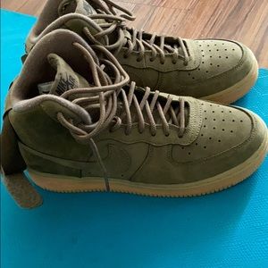 Air force 1 high top green (suede)
